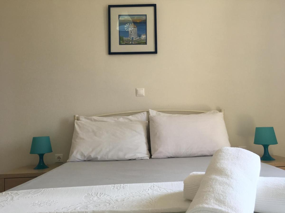 Marika'S Apartments 希马拉 外观 照片